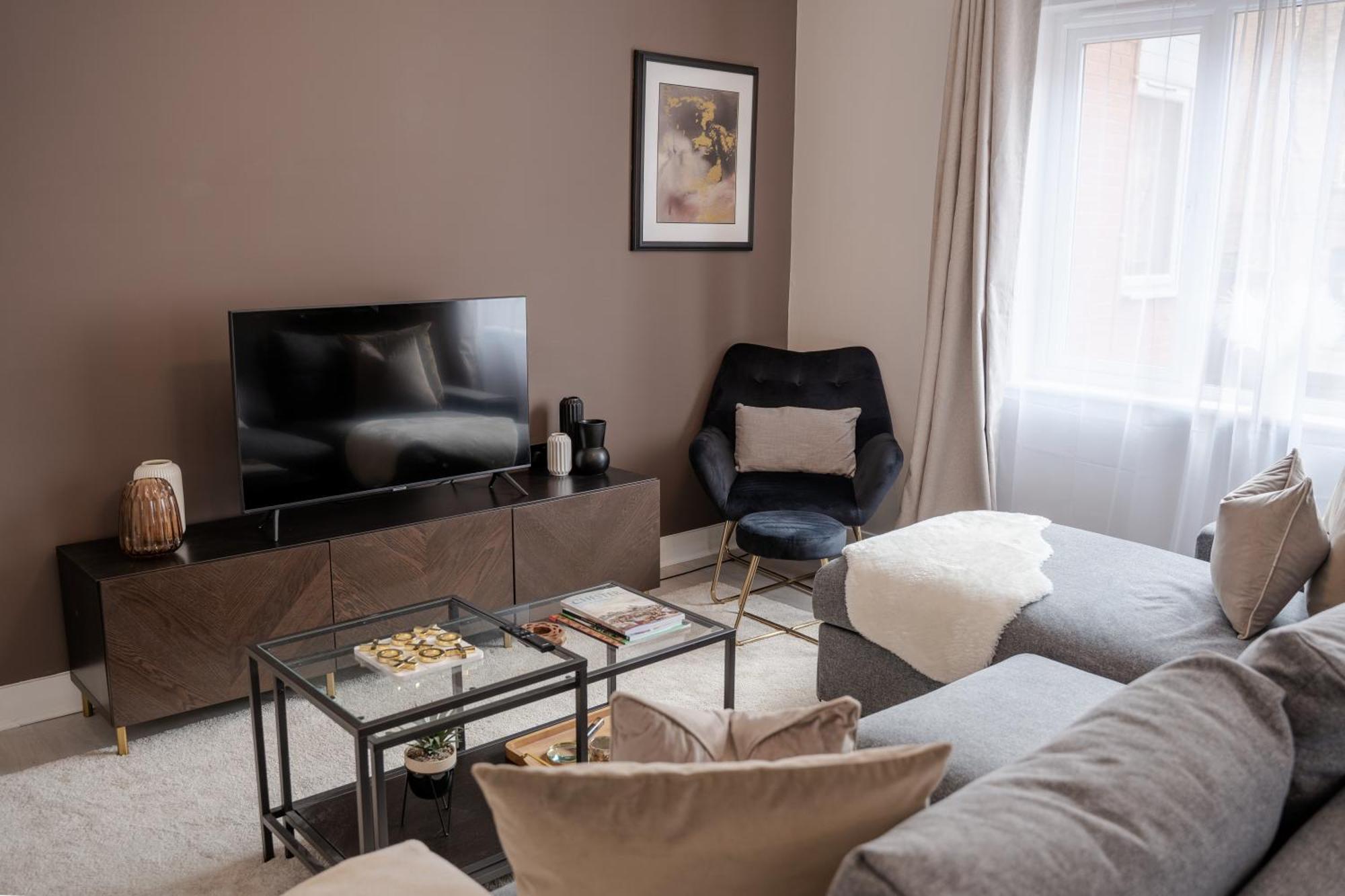 Stylish & Recently Refurbished Chester Apartment - Up To 6 外观 照片